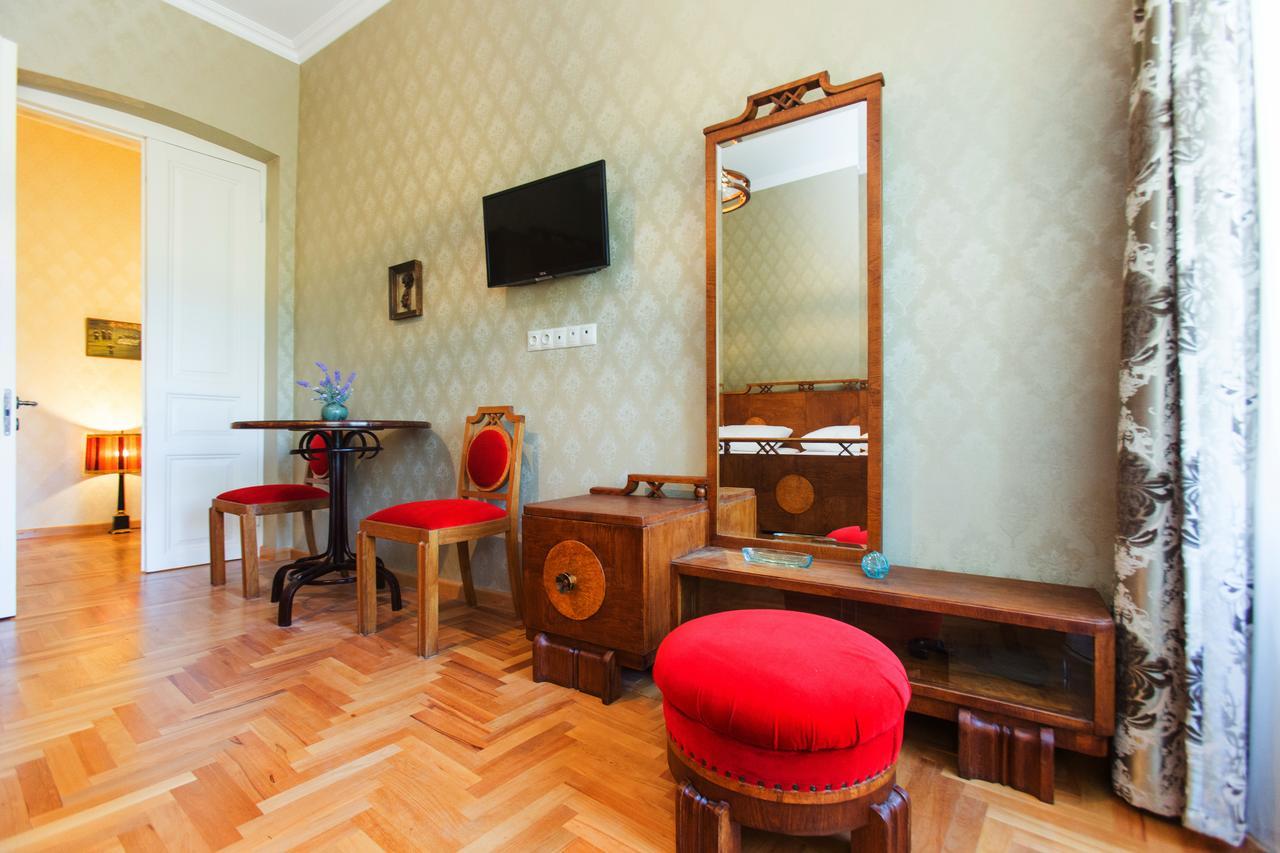 Bloom Boutique Hotel Тбилиси Экстерьер фото